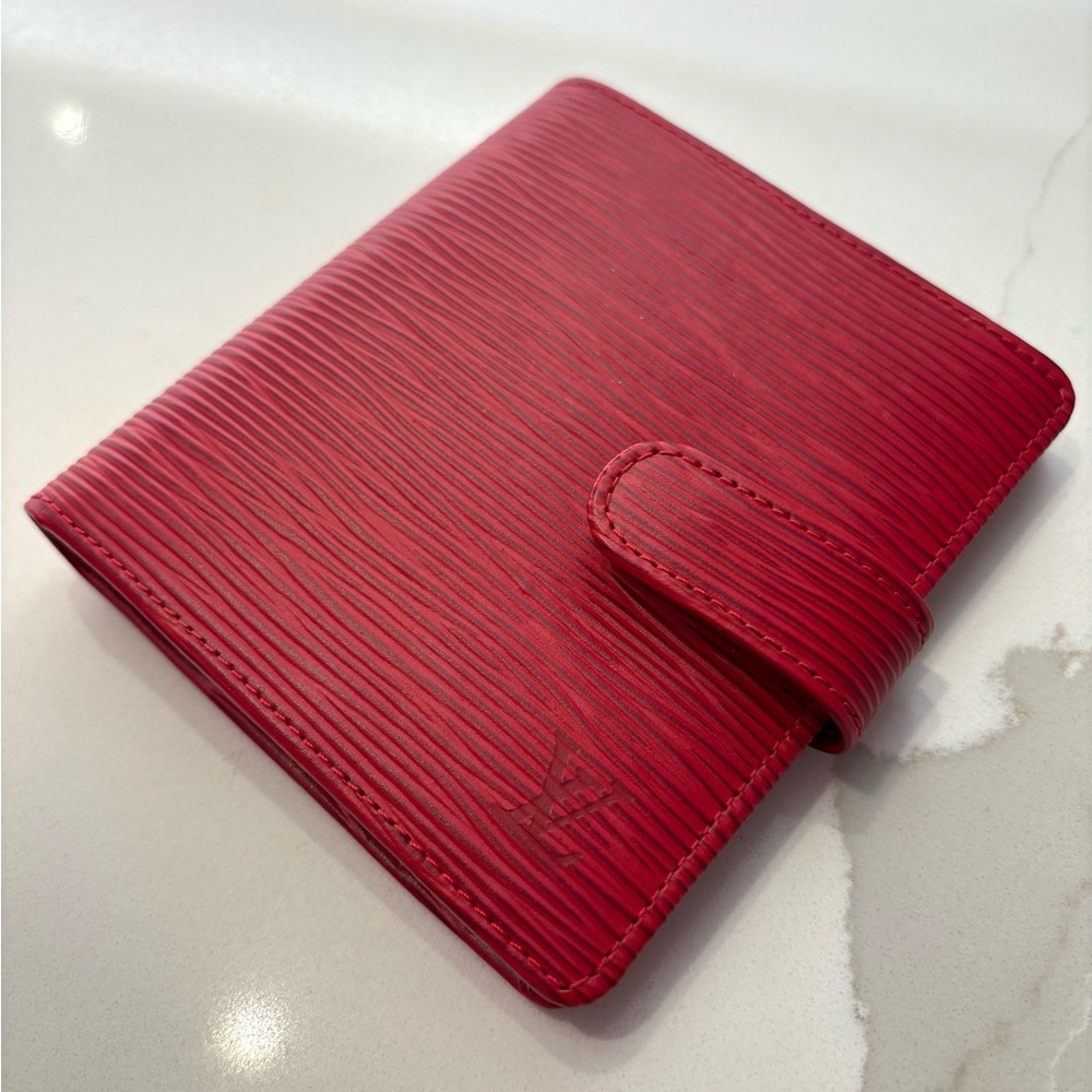 Louis Vuittom Epi Wallet